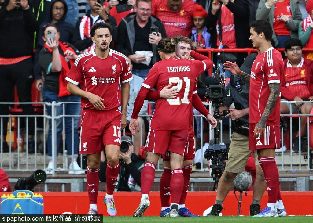 关于冲刺阶段阿森纳回应争议：社区盾节点到来，气氛紧张，球队文化再被提及的信息