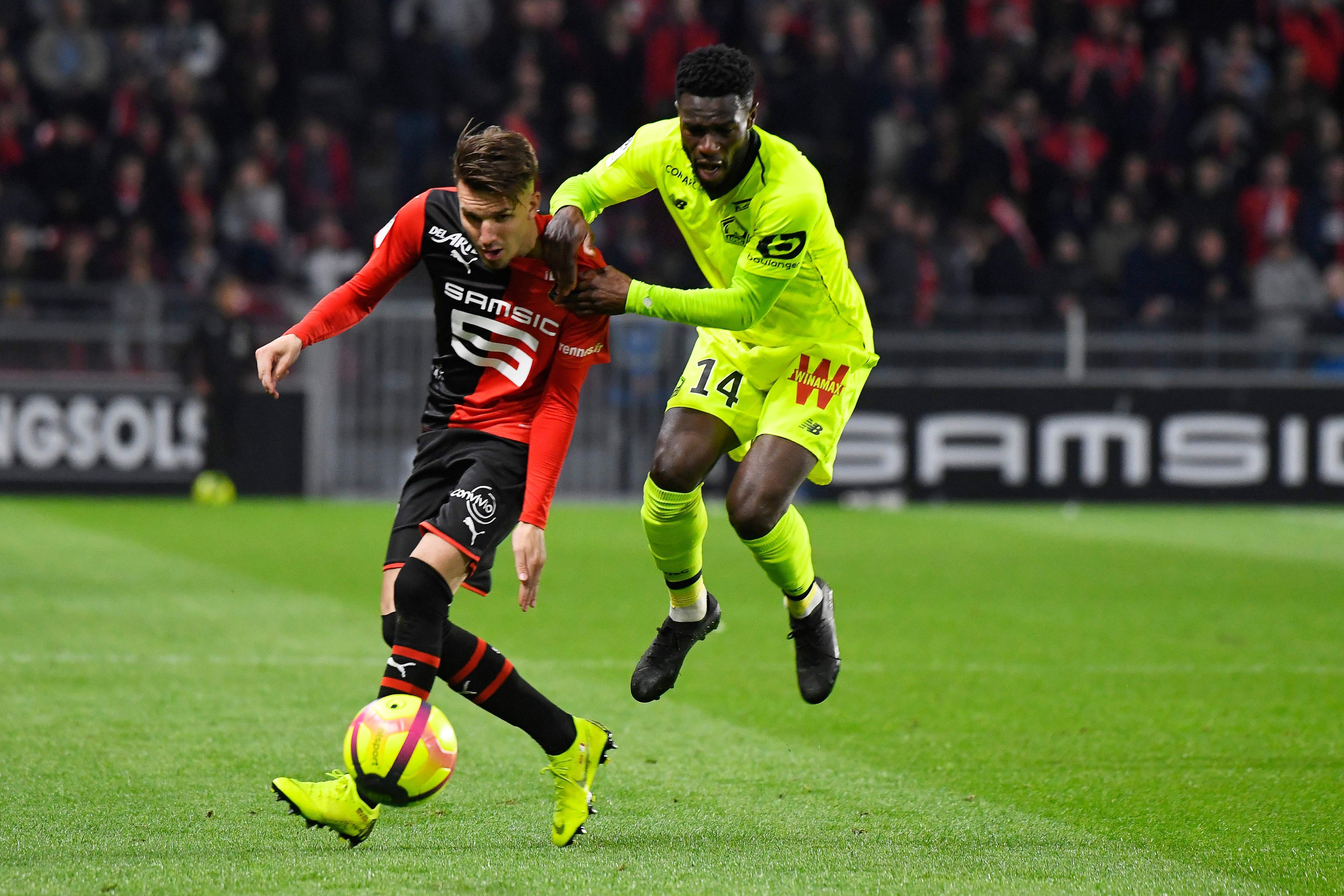 包含今晨法甲焦点战，AC米兰刷新队史纪录，管理层满意，轮换策略成焦点的词条